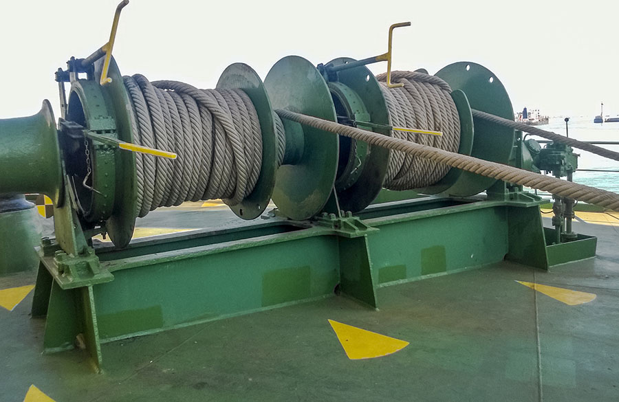 Heavy-Duty Boat Winch System