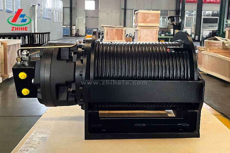 hydraulic drum anchor winch