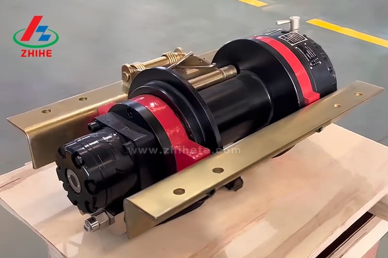hydraulic winch for recovery truck